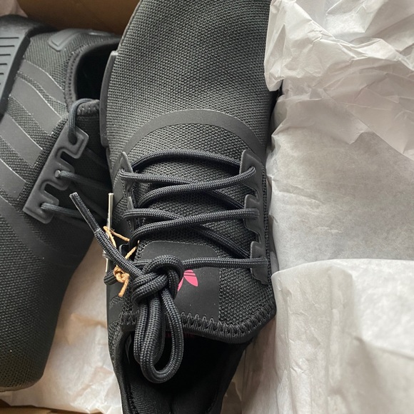 NWT ADIDAS ORIGINALS
NMD R1 rubber-trimmed Primeblue sneakers - Picture 8 of 12